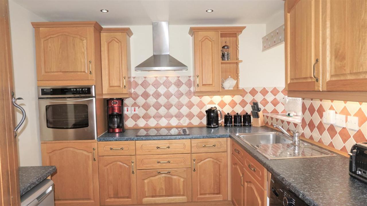 Sheep Dip Cottage - 5* Cyfie Farm, With Log Burner And Private Hot Tub Llanfyllin Exterior foto