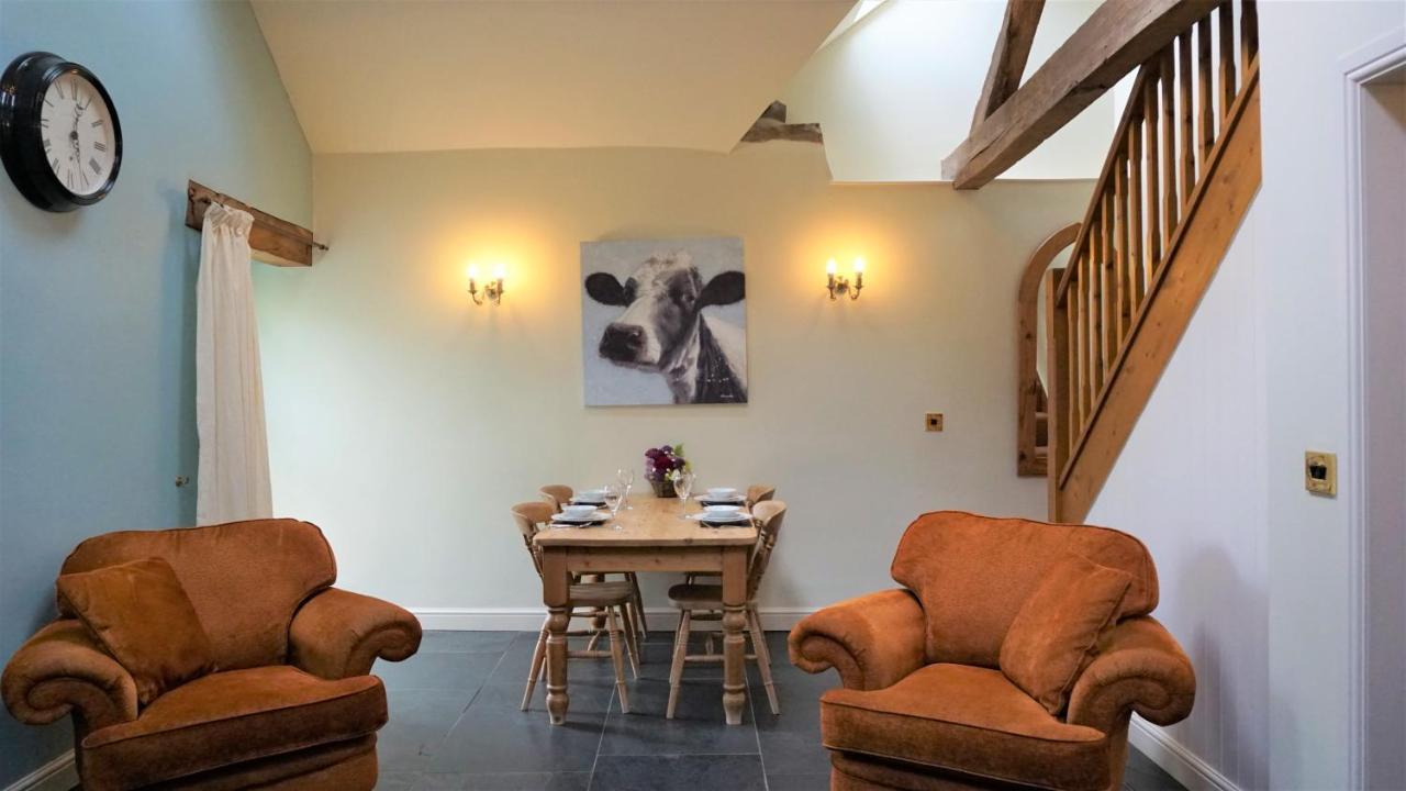 Sheep Dip Cottage - 5* Cyfie Farm, With Log Burner And Private Hot Tub Llanfyllin Exterior foto