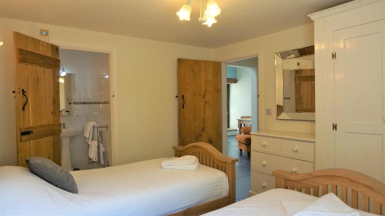 Sheep Dip Cottage - 5* Cyfie Farm, With Log Burner And Private Hot Tub Llanfyllin Exterior foto